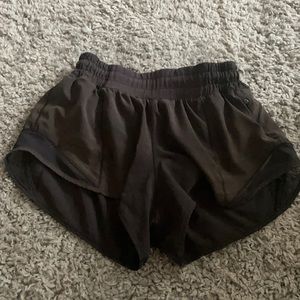 lululemon black hotty hot